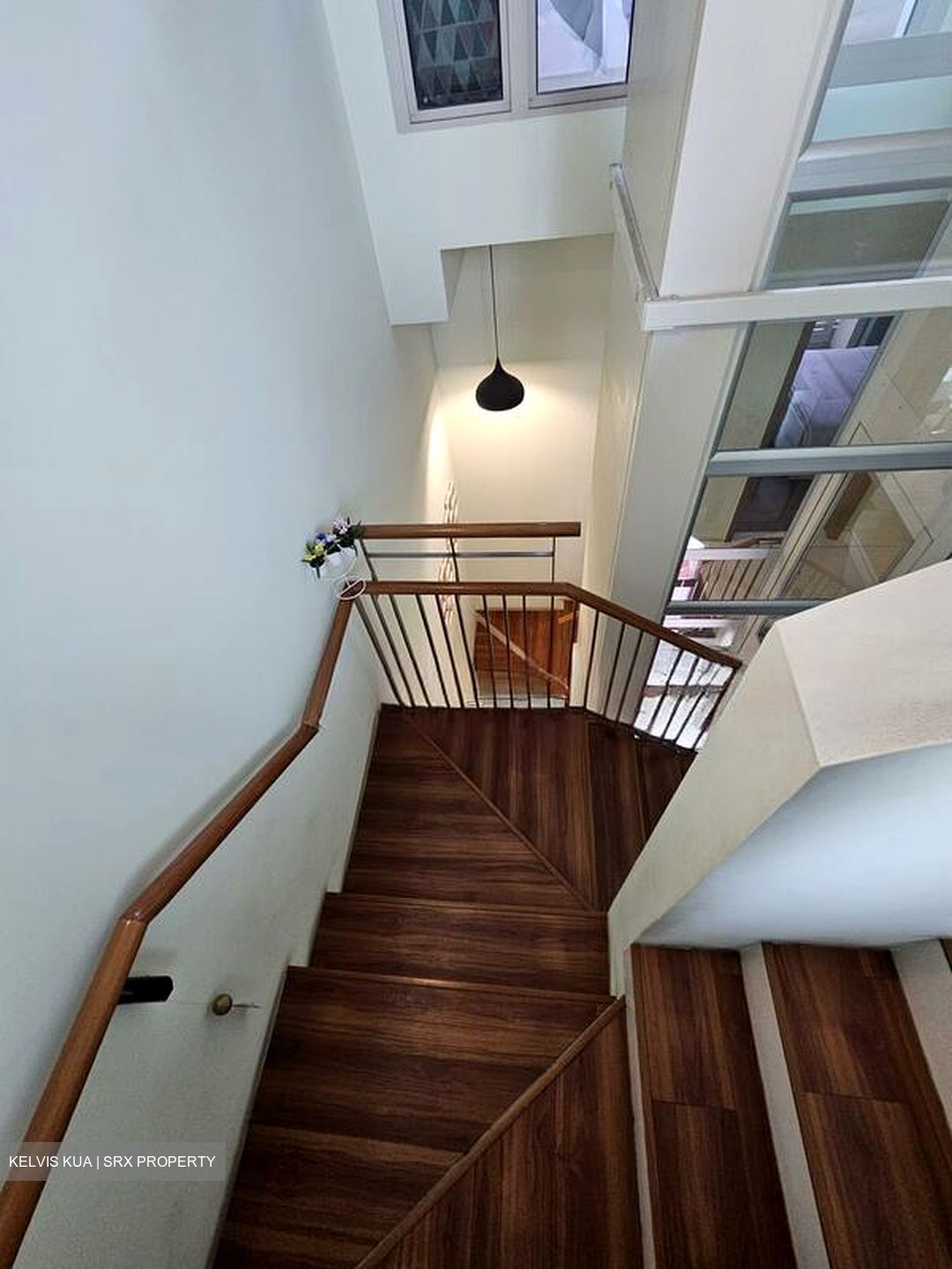 West Coast Drive (D5), Terrace #515585701